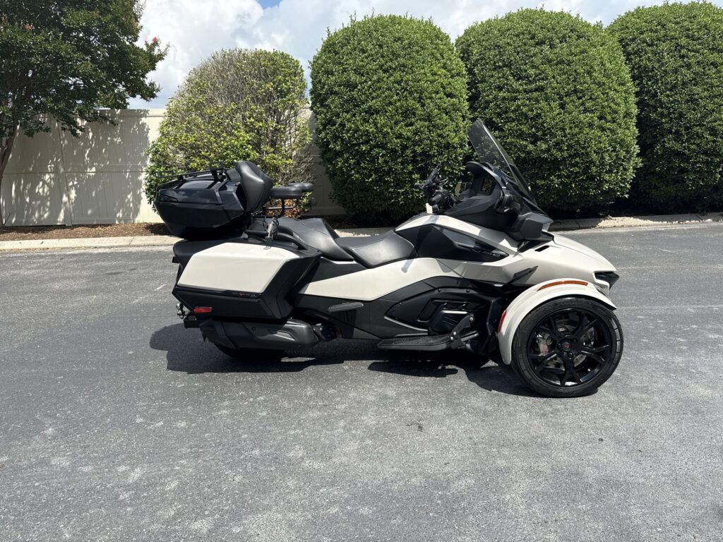 2020 CAN-AM SPYDER RT TOURING; ROADSTER