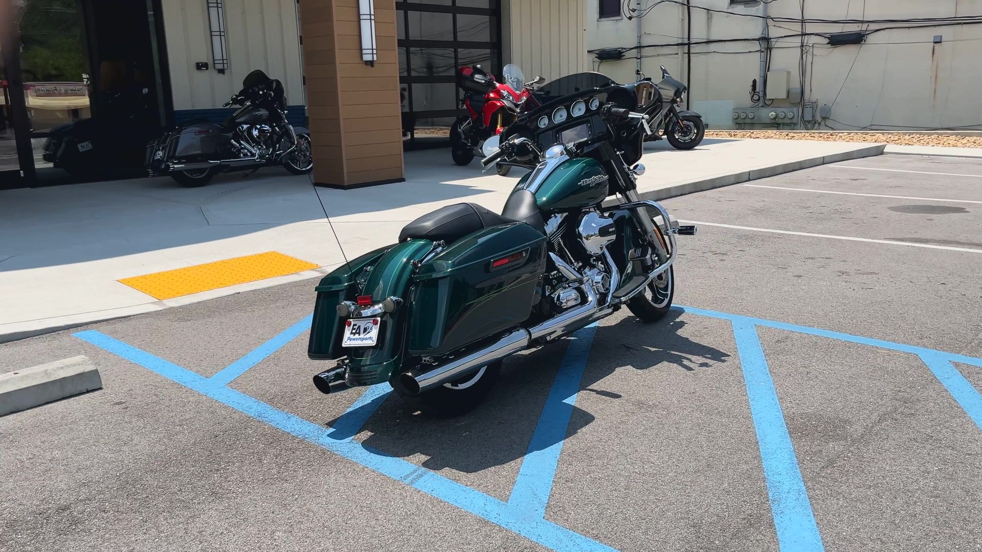EA Powersports