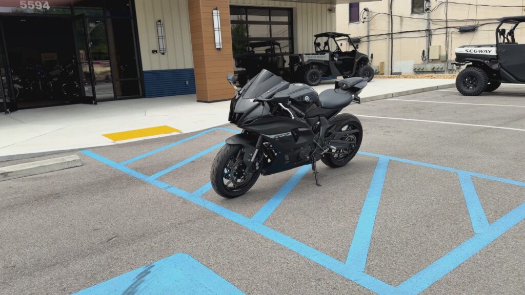 2024 YAMAHA YZF-R7 MC
