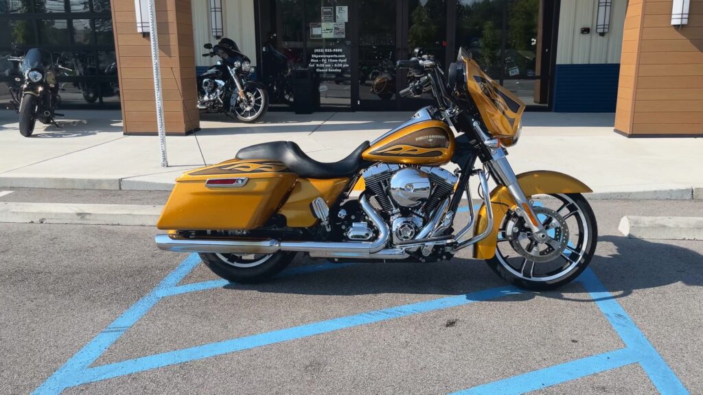 2016 HARLEY-DAVIDSON FLHXS Street Glide Special