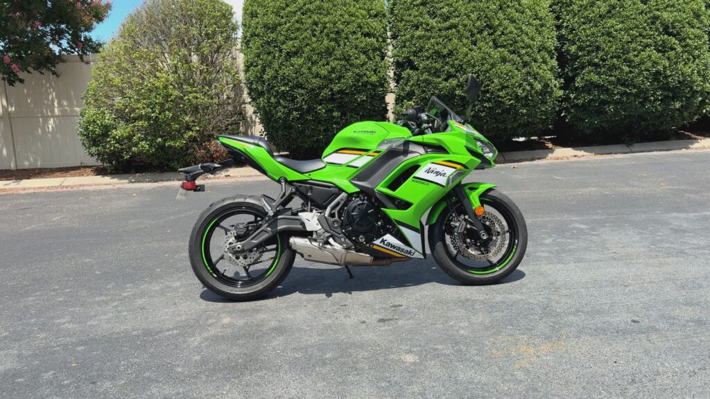 2025 KAWASAKI NINJA MC