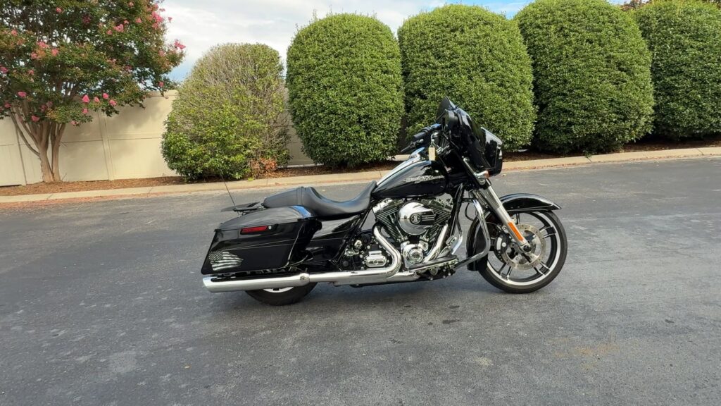 2015 HARLEY-DAVIDSON FLHXS HEAVY WEIGHT