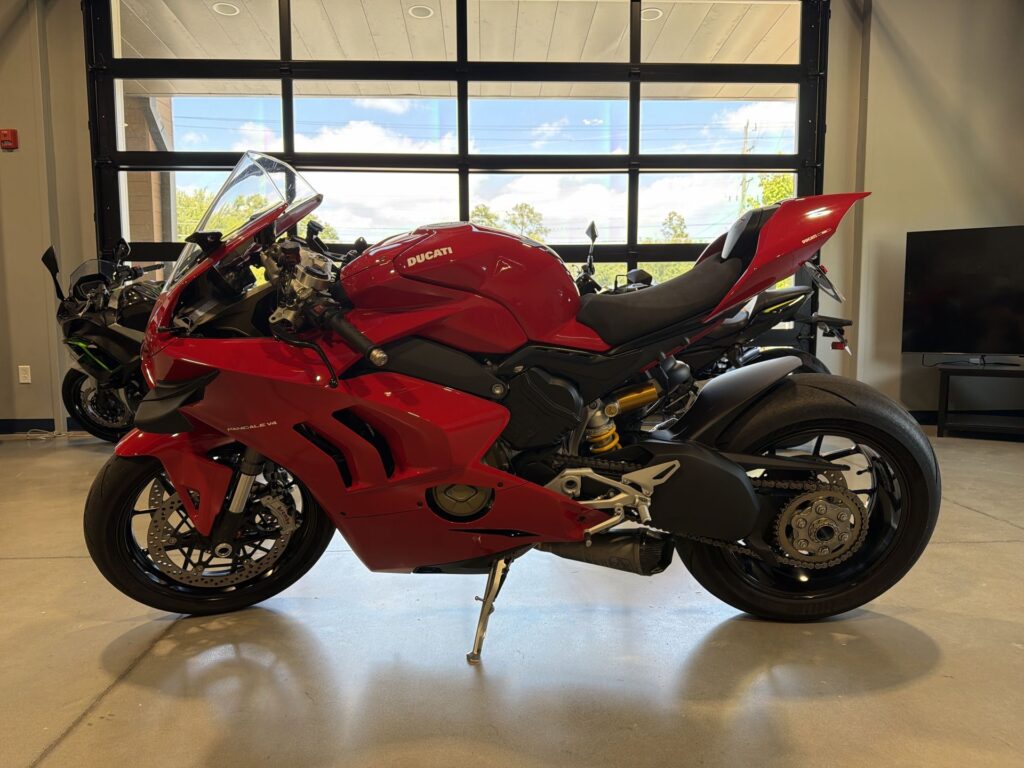 2021 DUCATI PANIGALE V4 SPORT