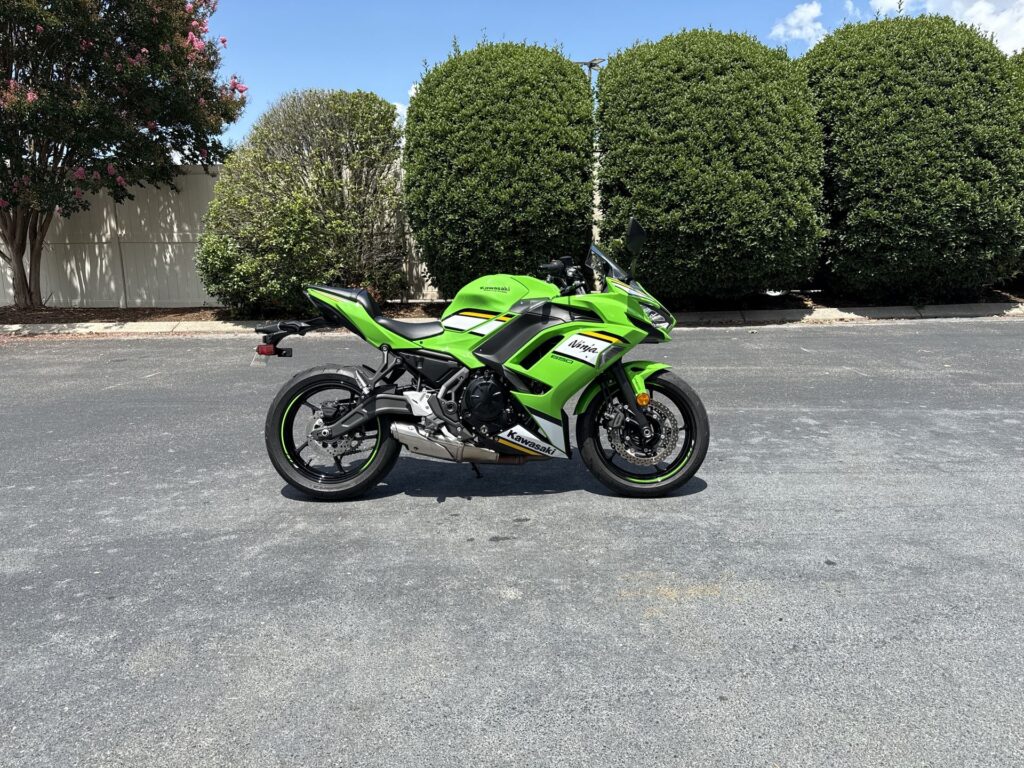 2025 KAWASAKI NINJA MC