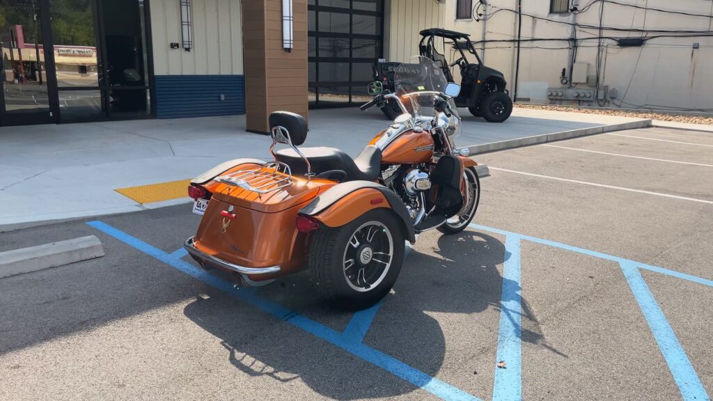 2015 HARLEY-DAVIDSON FLRT