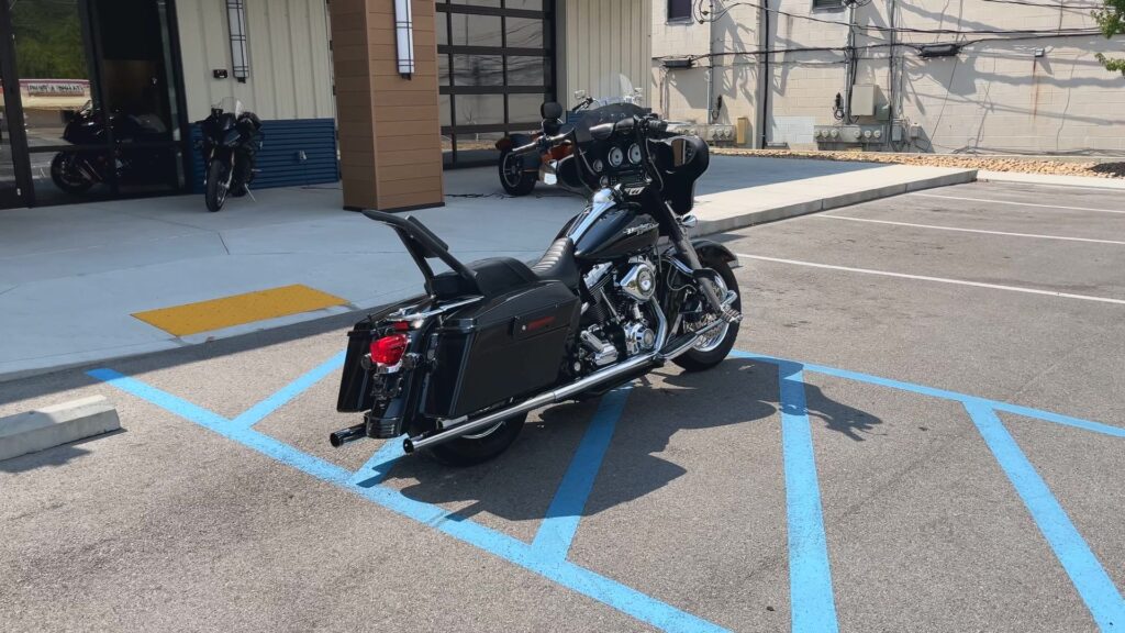 2008 HARLEY-DAVIDSON FLHX