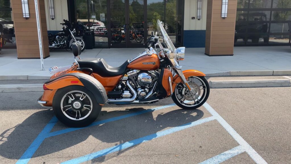 2015 HARLEY-DAVIDSON FLRT