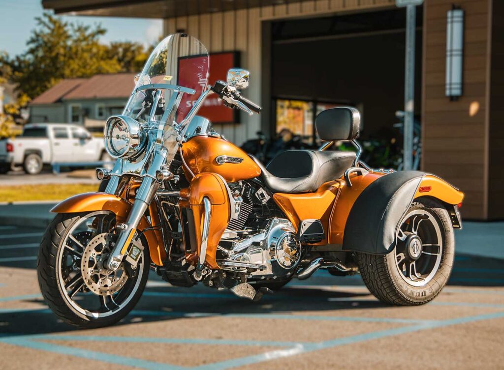 2015 HARLEY-DAVIDSON FLRT